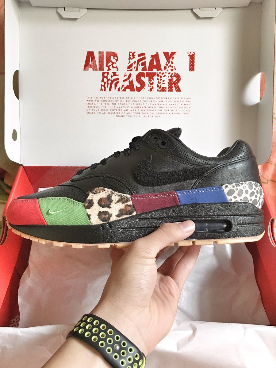 Alerssssssssss's tweet photo. 做工還不錯~
又是特殊鞋盒✌️
#air #max #master
#airmaxmaster https://t.co/FidyPI2x9N