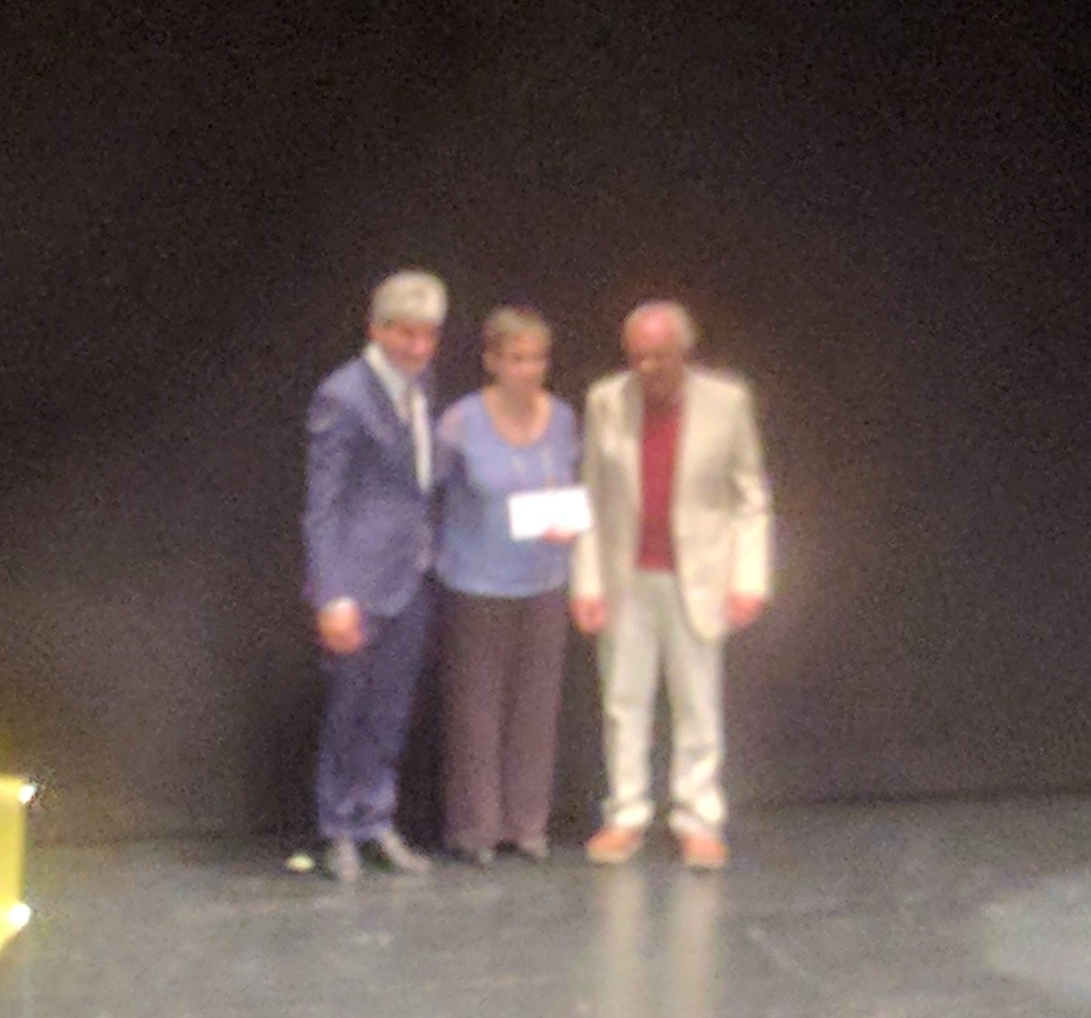 Ferran1992's tweet photo. La @montsesegura, guanyadora dels #PremisRecull de Narrativa. Moltes felicitats, mare https://t.co/cR2T9ZJnQk