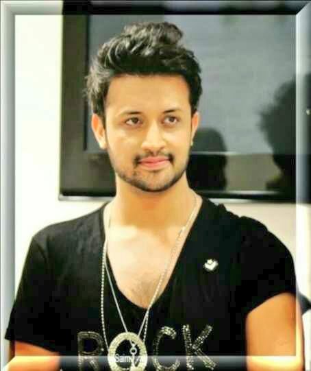Atif aslam birthday & I I am big fan of atif aslam,I wish atif a very happy birthday atif.
enjoy your self 