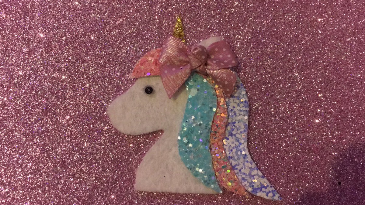 cshandmade's tweet photo. Unicorn hair clips now available many colours available #unicorns #unicornhair #girlshair #hairband #Kent #hairclip https://t.co/10moMZe7ff