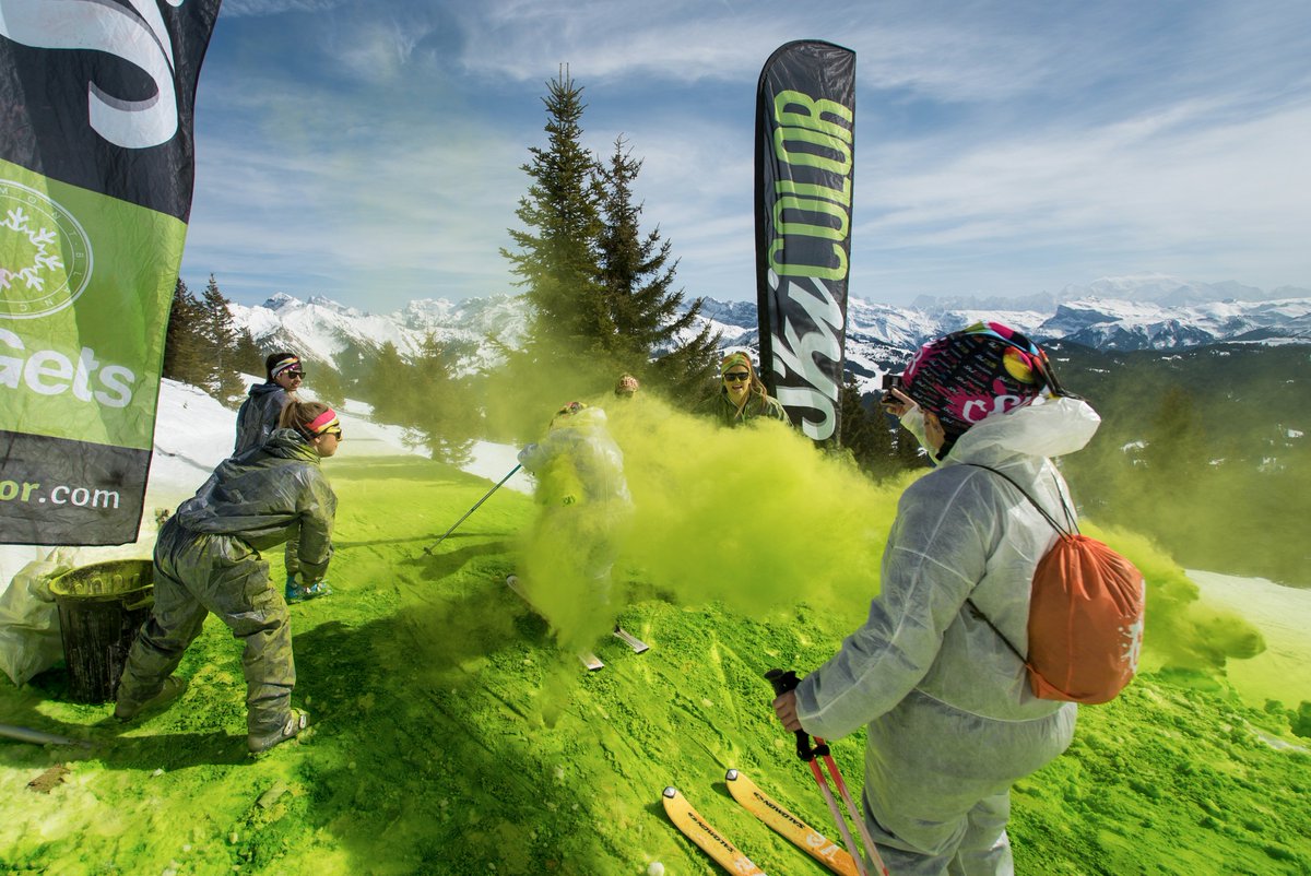 SkiColor's tweet image. Hier, on en a vu de toutes les couleurs ! Toutes les photos de la journée 👉 goo.gl/CDqxGV #SkiColor