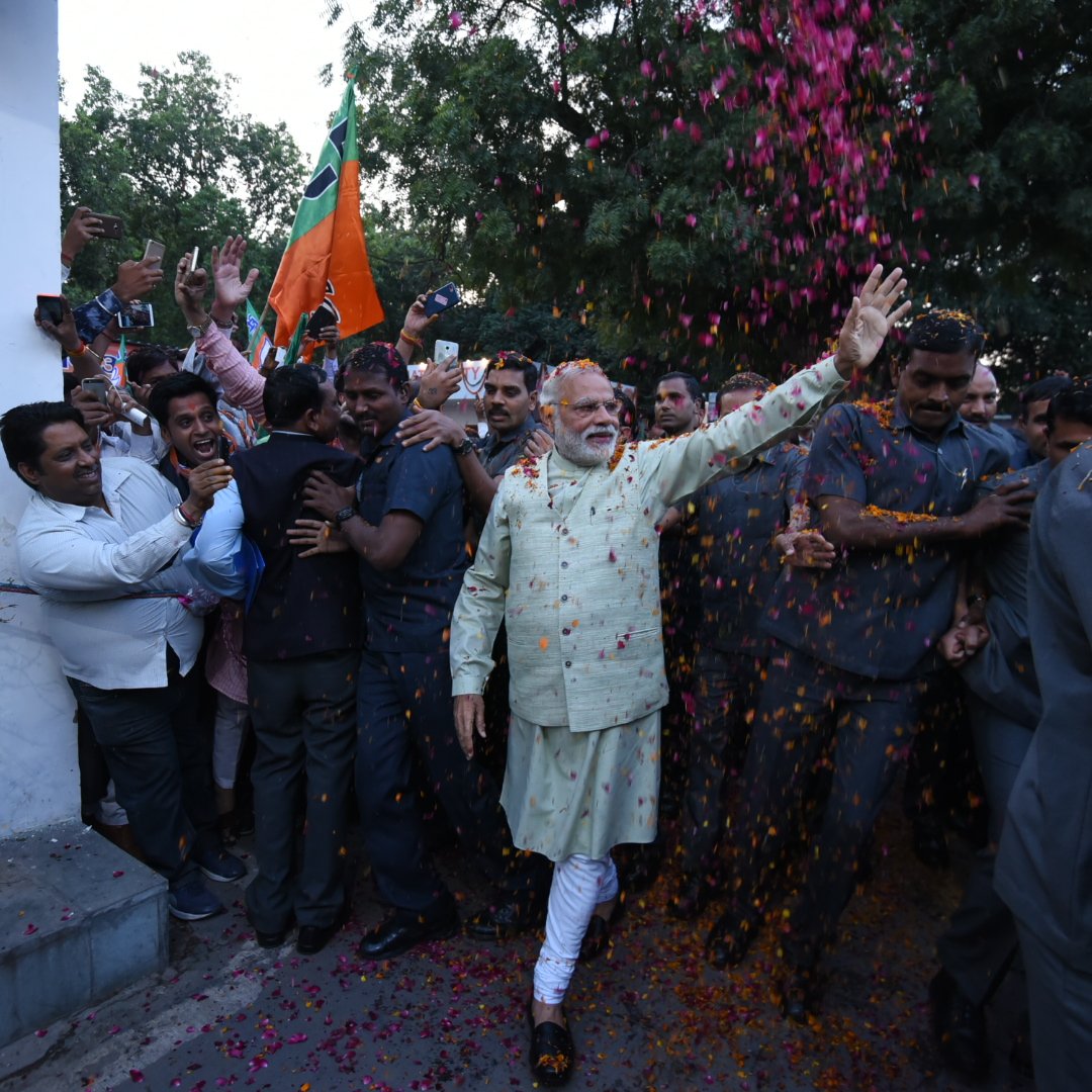 Narendra Modi tweet media