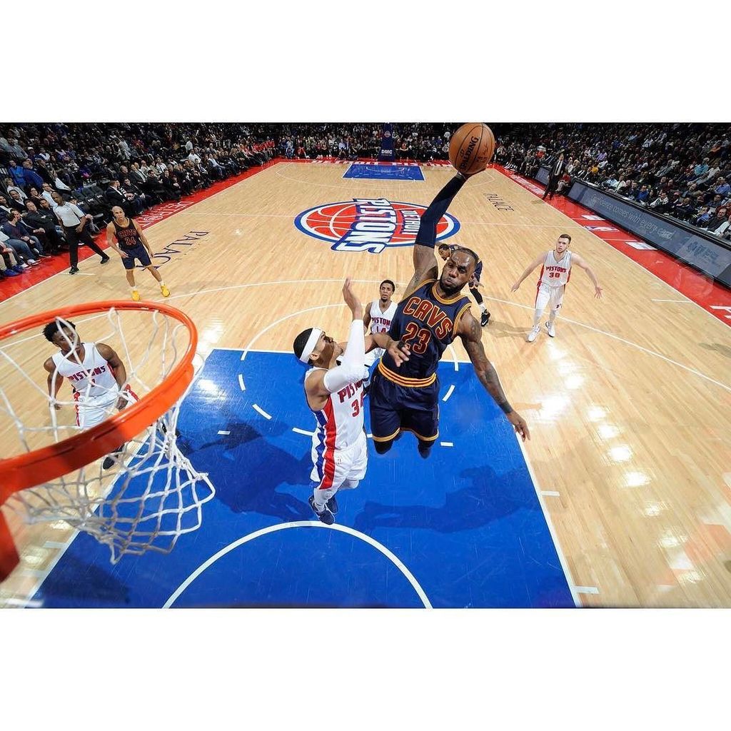 DHTKmovement's tweet photo. Over his last 7 games:
4 triple-doubles
7 double-doubles
27.2 PPG (54.2 FG%)
9.7 APG
13.0 RPG
#dhtk #repre23nt #don… https://t.co/QqOIEhOHjX