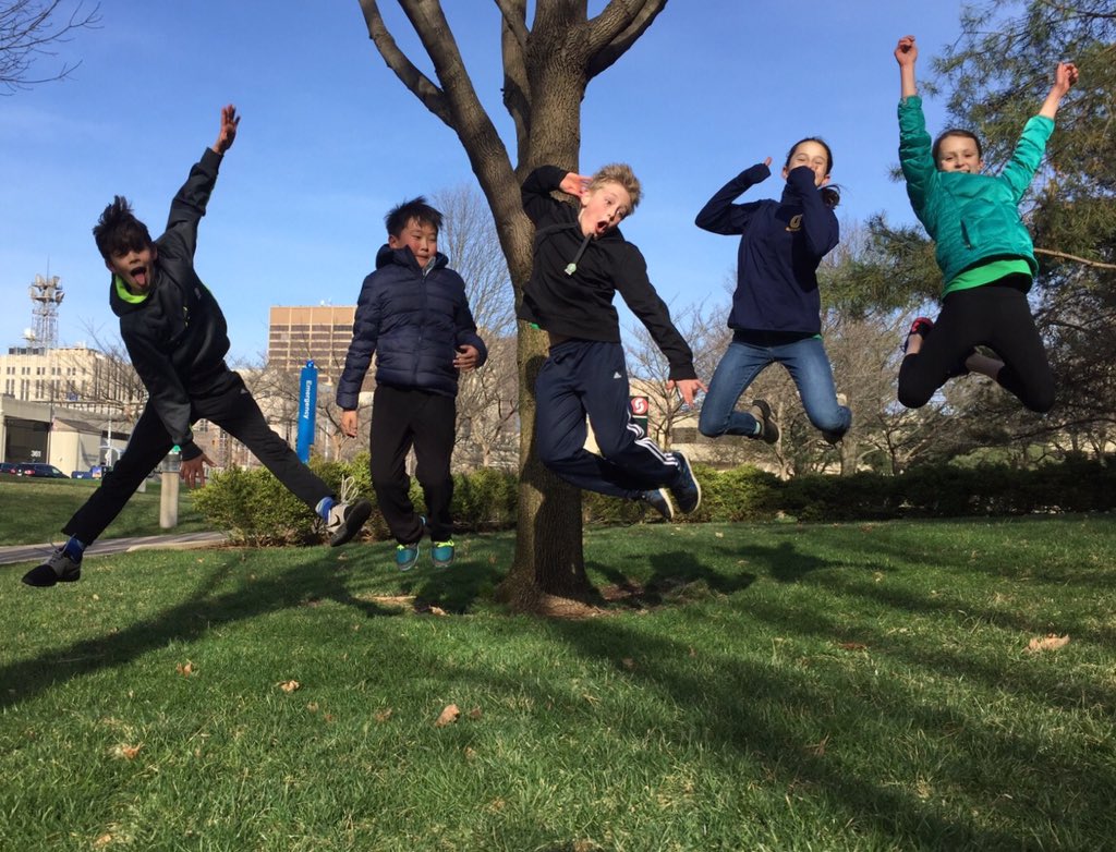 ohdi12's tweet photo. We hope you had as much fun yesterday as this team did! Send us your best photos! Thanks, GEAARs 3.0! #ohdi12 #idodi #boxandball https://t.co/axHDKPtPRL