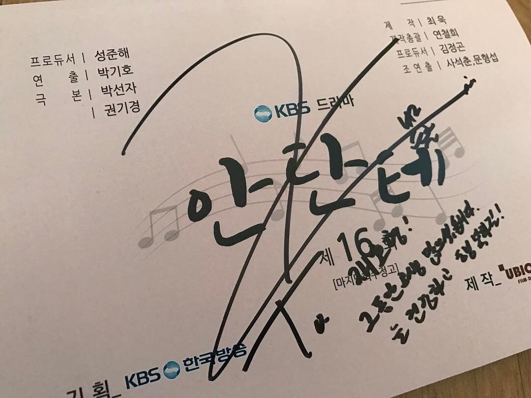 C6uFKfJVAAIyLS0.jpg:large