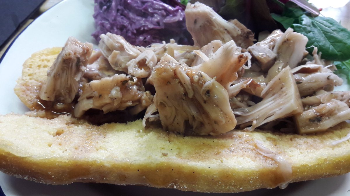 ⓋeganOliⓋe tweet media