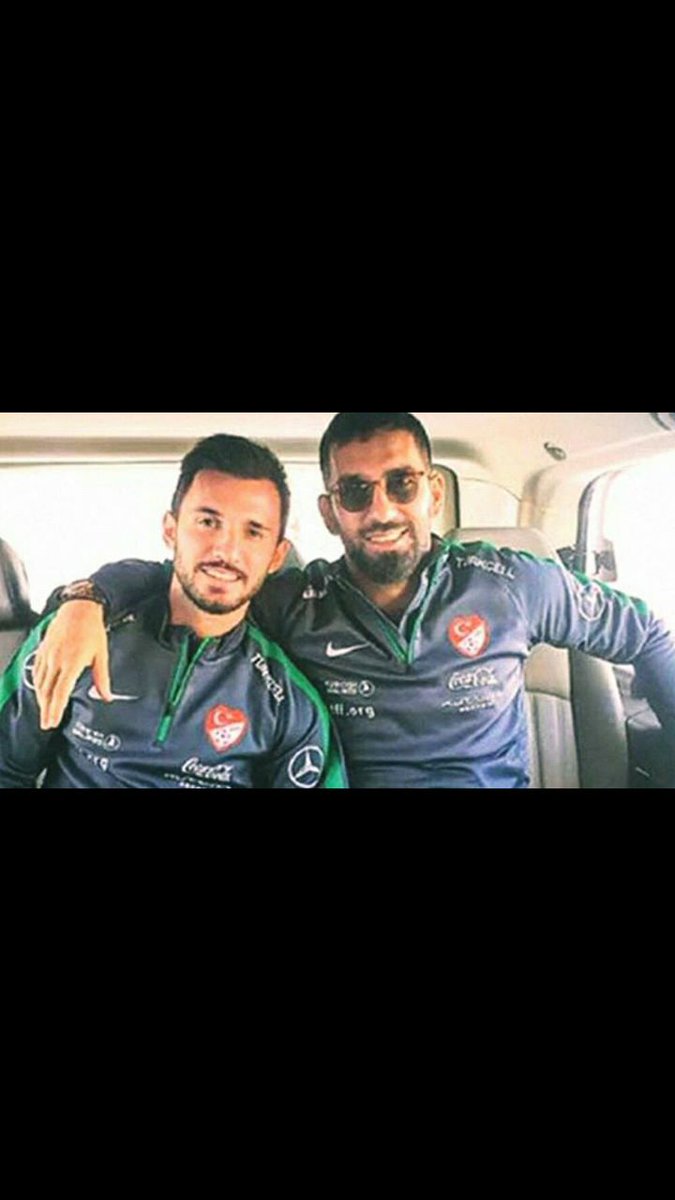 Arda Turan: emre çolak çok yetenekli  oyuncu.