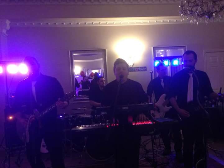 Wanted to say a huge thank you to my friends in <a href="/BTR_covers/">Break The Record</a> who made my Mum's 70th birthday bash such a special night #rocknroll #goodtimes