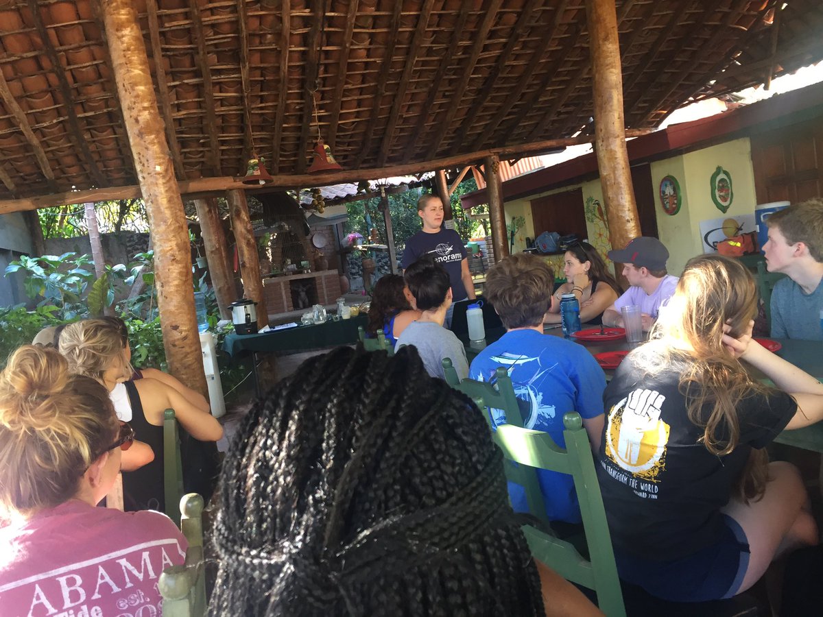 VolunteerBama's tweet photo. @PanoramaService starting our day w/ orientation. @uabeyondbama is ready to explore this great country. #nicaragua #compactmember #asb2017 https://t.co/xM8QxgxXoz