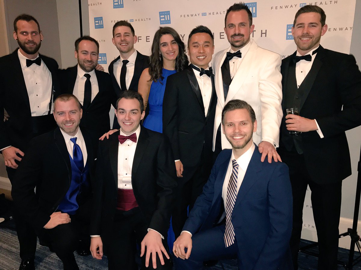 TimsFitRec's tweet photo. Had a wonderful time raising money for @FenwayHealth last night. Their commitment to serving their patients builds #community #lgbtq https://t.co/TuzvpU47tm