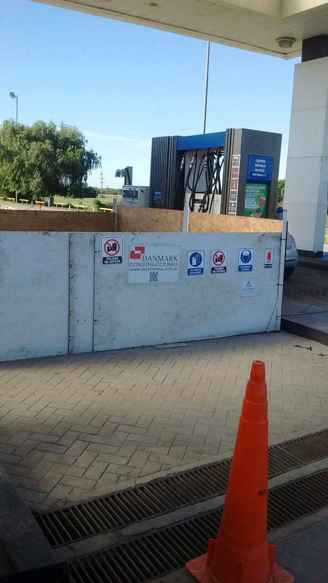 Danmark_SA's tweet image. Fotos de algunos de nuestros últimos trabajos en @YPFoficial, @SantanderRio y @HSBC