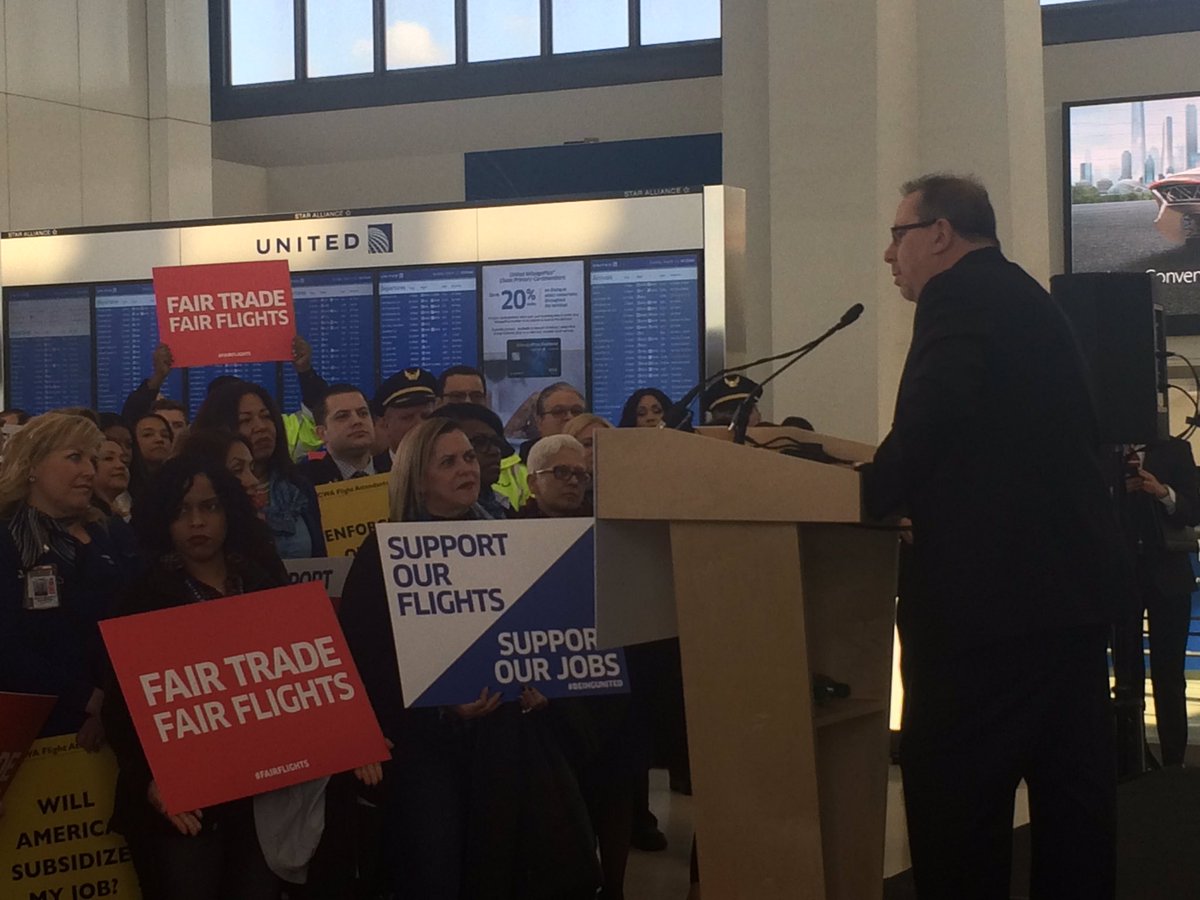 EWR employees rallying for #fairflights @weareunited #BeingUnited