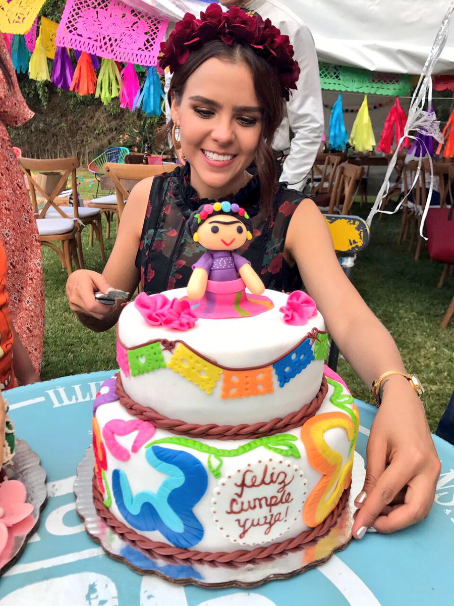 briarXbeaton's tweet photo. Miren lo feliz que se ve!😍 https://t.co/nn66var2YI