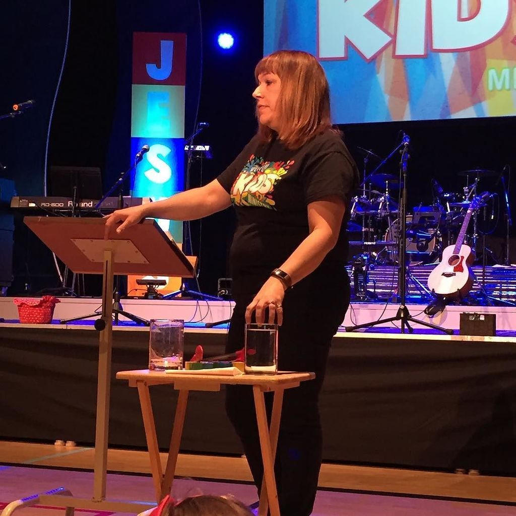 slvaters's tweet photo. Lesson on having more of Jesus #moreofHimlessofme #40daysoflent #PastorJuliarocks #spectrumkids https://t.co/yuspWDvUbk