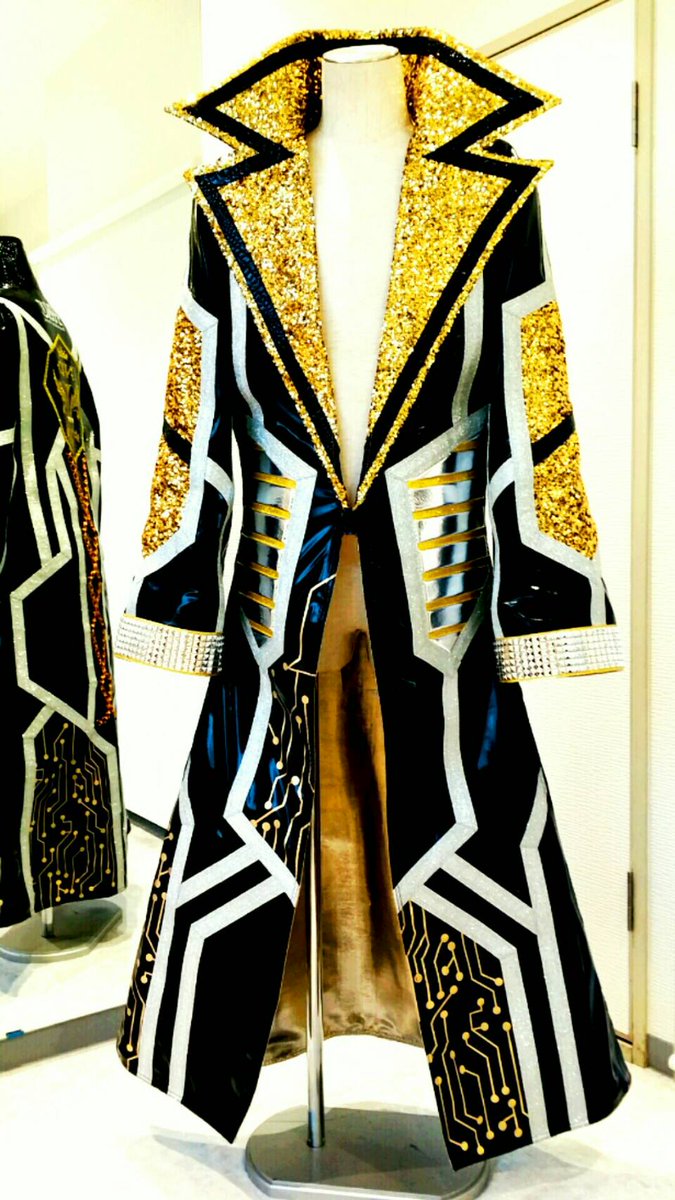 ガウン製作例紹介）ドラゴンゲートの土井成樹選手が使用のフルオーダー