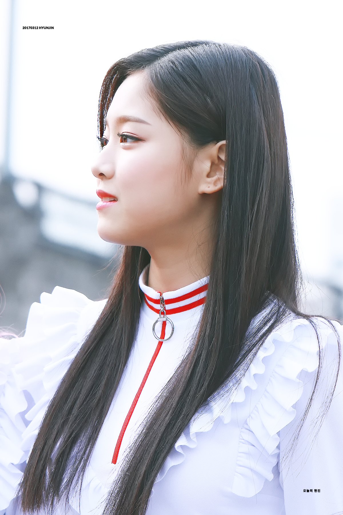 C6ukNQMU0AAFu-b.jpg:large