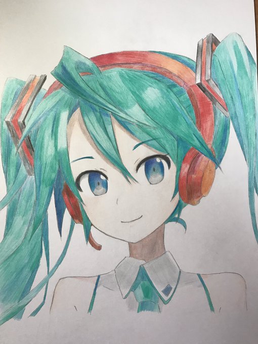 #ミクの日2017 
#絵描きさんと繋がりたい 
かなり遅れたけど、ミクさん描きました。 