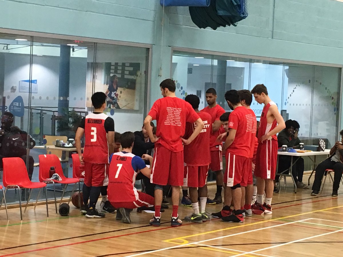 5 minutes to tip off. LETS GO KINGSSS #VarsityKCL