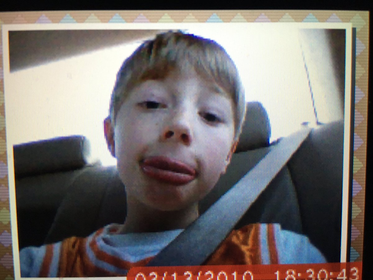 josephaallen18's tweet photo. Happy Birthday Swilliam! Live it up at the beach today. https://t.co/fJoVMM8k95
