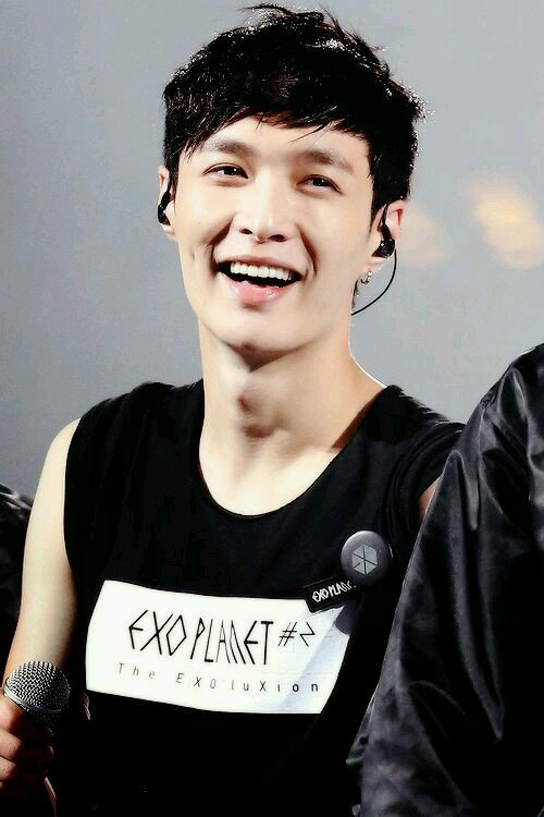 raniaseleem7's tweet photo. #yixingstandfirm
#YixingProtectionSquad
#BelieveInYixing
#SupportYixing
#Yixing
We are exo ..we are one
I love you with my heart really do💖💖 https://t.co/Tmv5RrnPLf