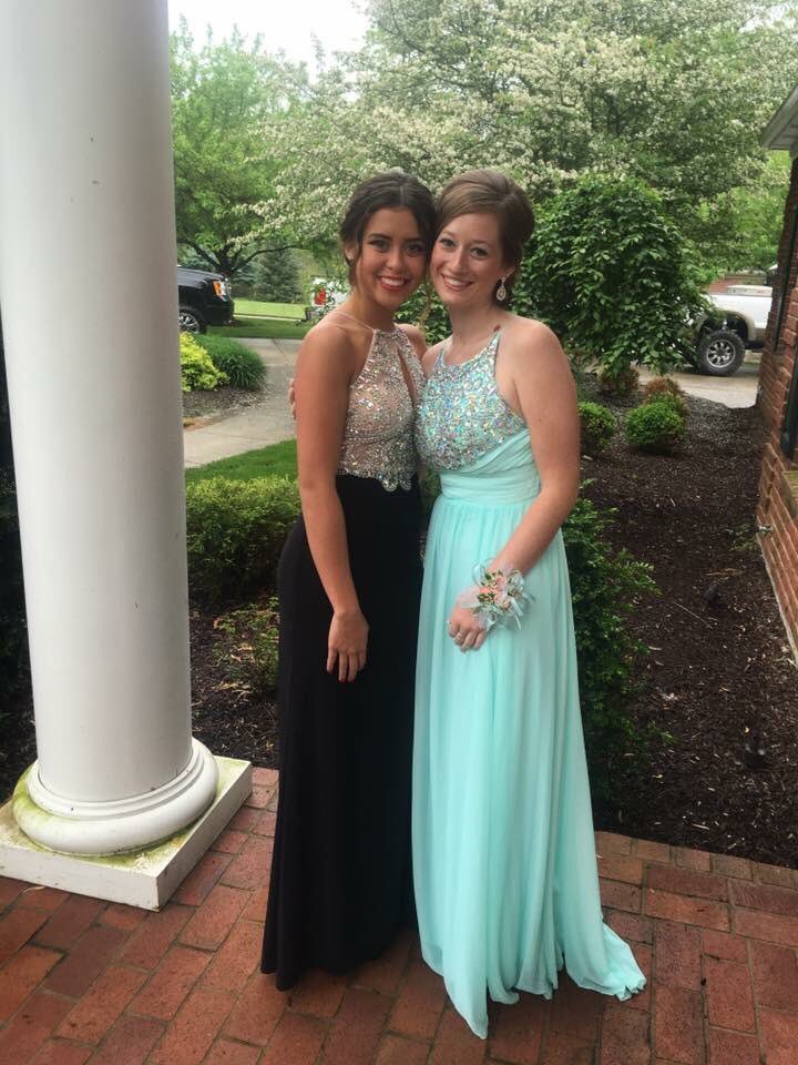 MadysonTailor's tweet photo. Happy birthday to this queen! I'm so lucky to have you as a friend. I hope you have a lovely day. I miss and love you. @kate_samp ❤ https://t.co/P8fXM5w3Wh