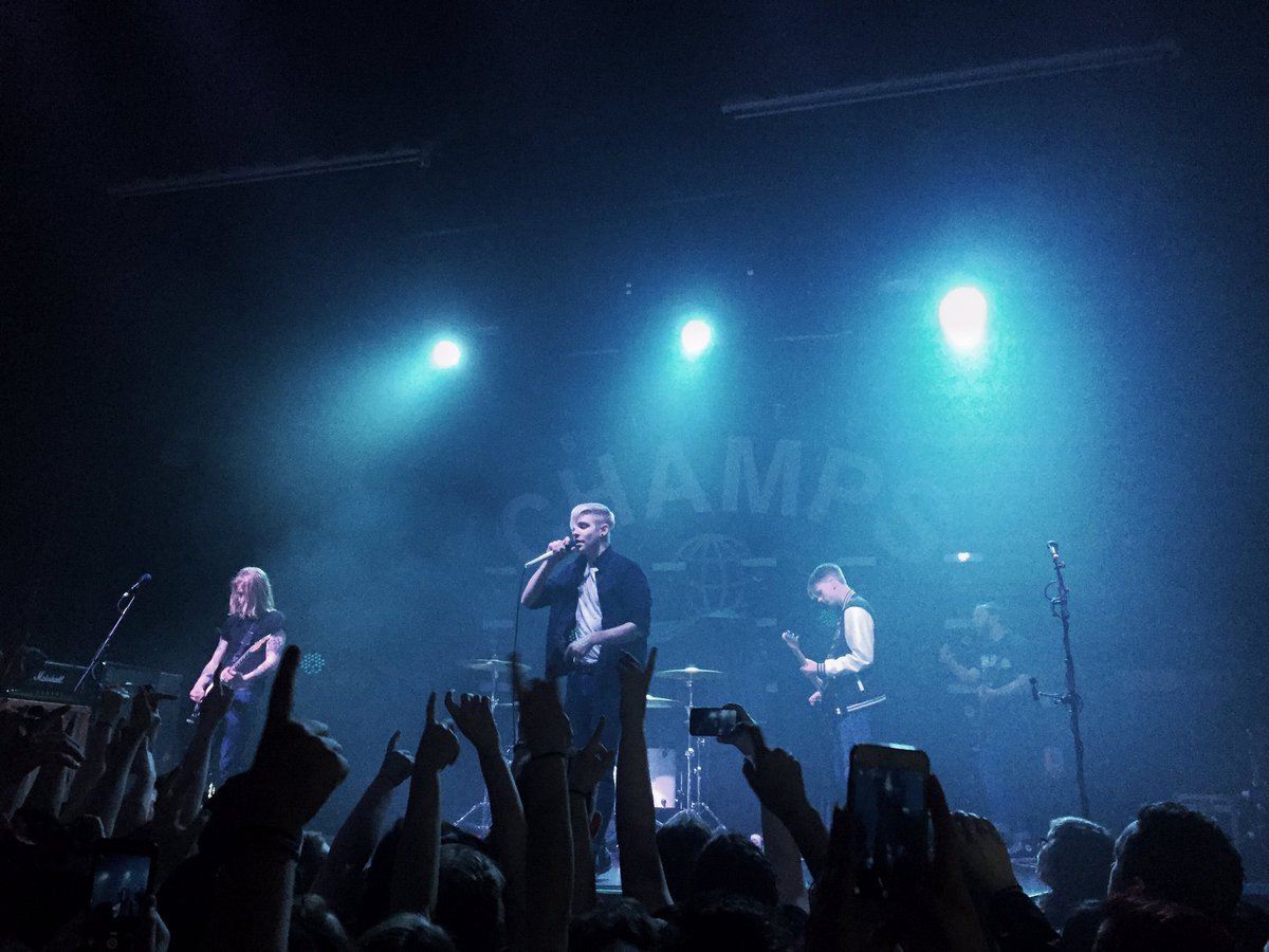 ItsEmss's tweet image. Last night was the best gig I've been to in a long time 🙌🏻 (all my own photos)