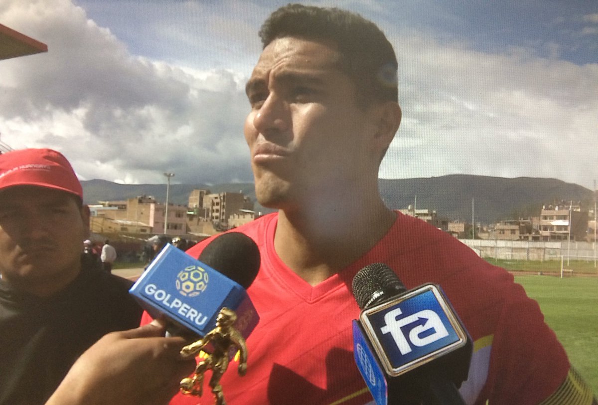 jsolari17's tweet photo. #VictorBalta "esto es paso a paso, nos acercamos arriba pero aún no hay nada, @Universitario no la está pasando bien" @FAamericatv https://t.co/3vpLbRPIH0