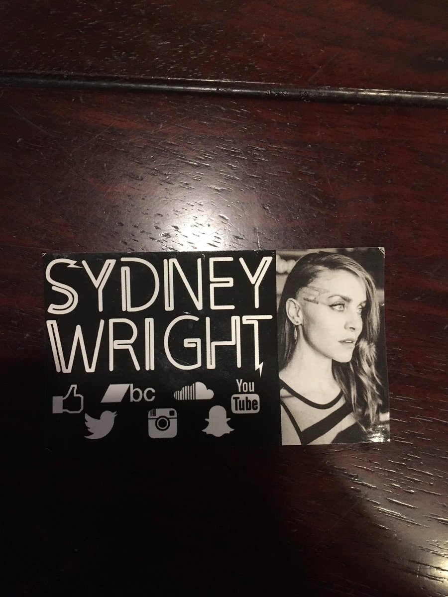thatsSmitty93's tweet photo. @TheSydneyWright @TheHoadster1994 it's a movement!#SydneyWright https://t.co/xMkj5gLGjm