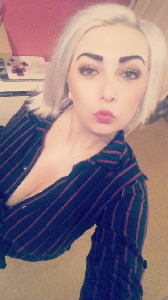 kellfenton's tweet photo. Was an absolute ball last night. Fragile today though 😴 #saturdaynights #pout #rhyl https://t.co/DrJtPxhj5i