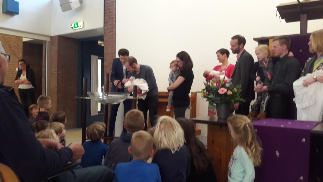 Onze kleindochter wordt gedoopt :-)