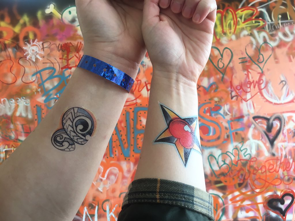 vbklyn's tweet photo. Getting (temp) tatted up for a good cause. #heartyourkidneys #cwsxsw #cwclient #SXSW https://t.co/cxmZvlkzUs