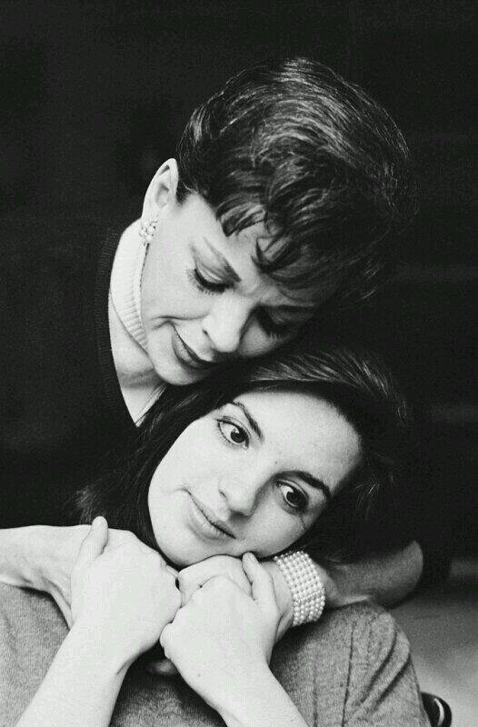 Happy Birthday, Liza Minnelli! 
