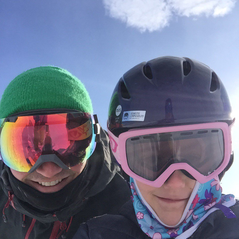 elanathorp's tweet photo. @CADSEdmonton #CADSselfie so much fun in the fresh snow today https://t.co/BKvDn6Gqqm