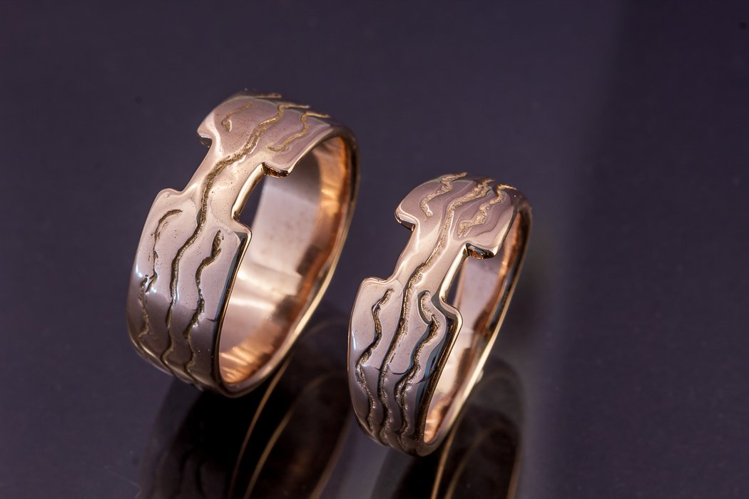 Kates_akis's tweet photo. Wedding rings from red gold https://t.co/lXHEi0WeiA #wedding #rings #weddingrings #jewellery #uniquedesign https://t.co/NLZbF27RPI