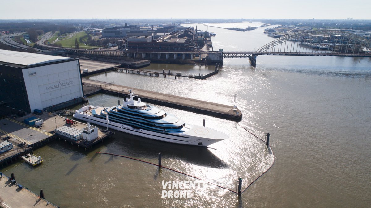 Dutchyachting's tweet photo. #Exclusively on @Dutchyachting: #Oceanco’s 110m/ 361ft #ProjectJubilee in #Alblasserdam. Photos by https://t.co/iljY75ahnN / @vincentsdrone https://t.co/frbtXBnrUL