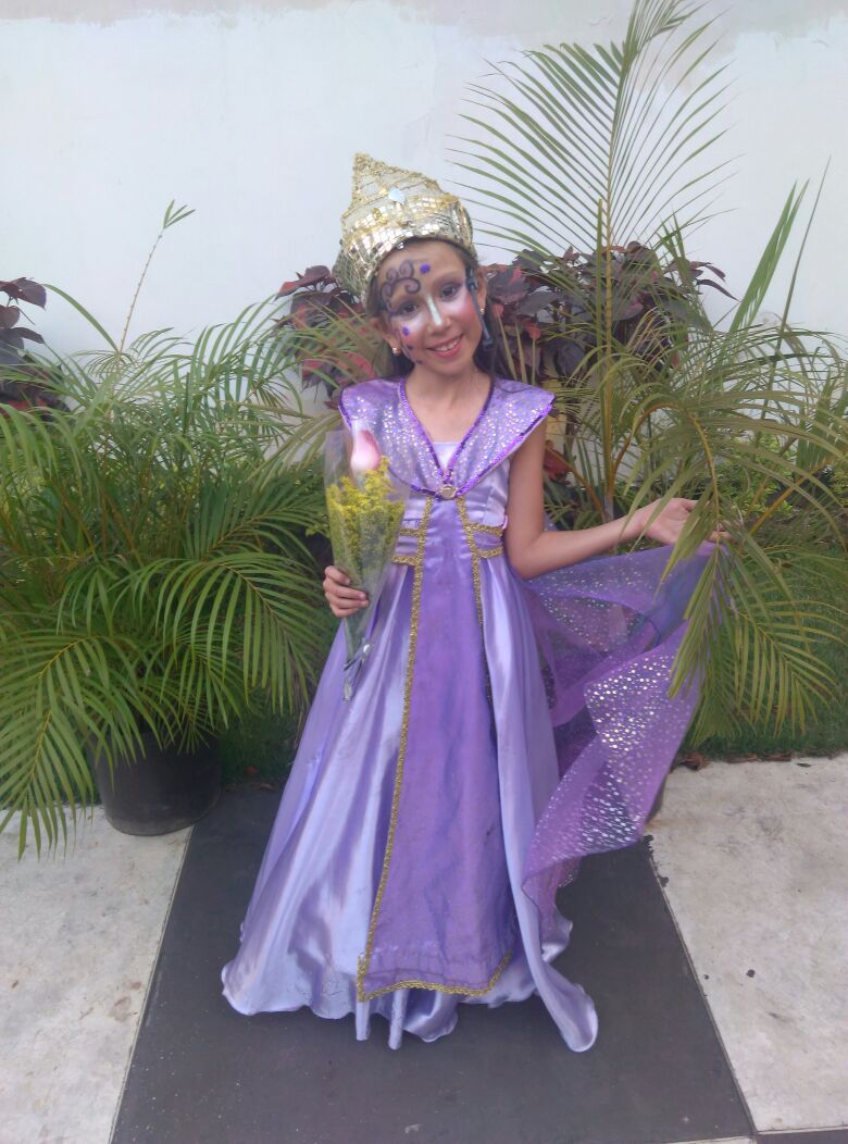 ctmalberti's tweet image. Mi nieta victoria Alberti en obra de teatro