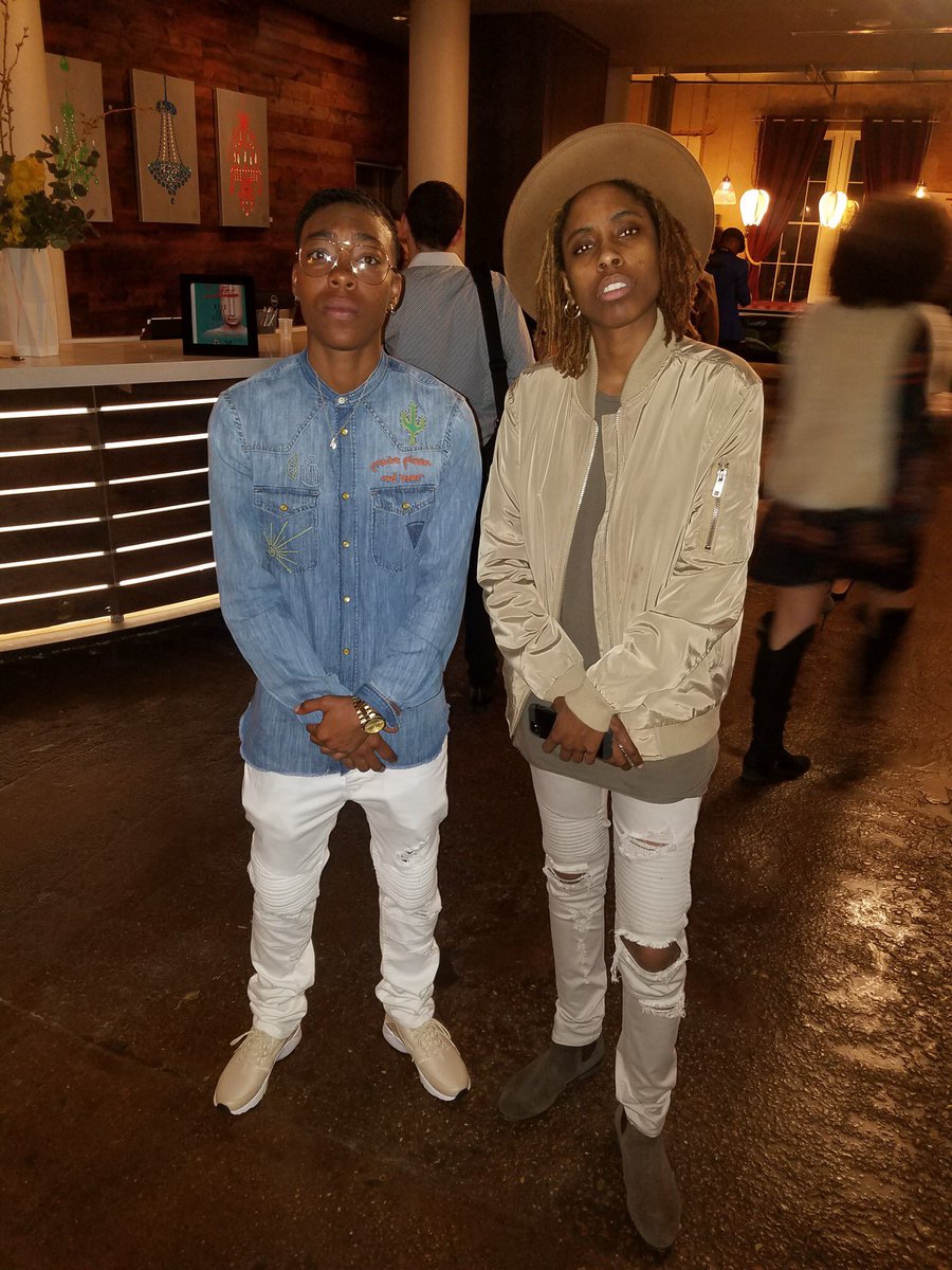 monetblack_'s tweet photo. lastnight was lovely. #thelawofart #jeremypatton https://t.co/EtsWl7It3T