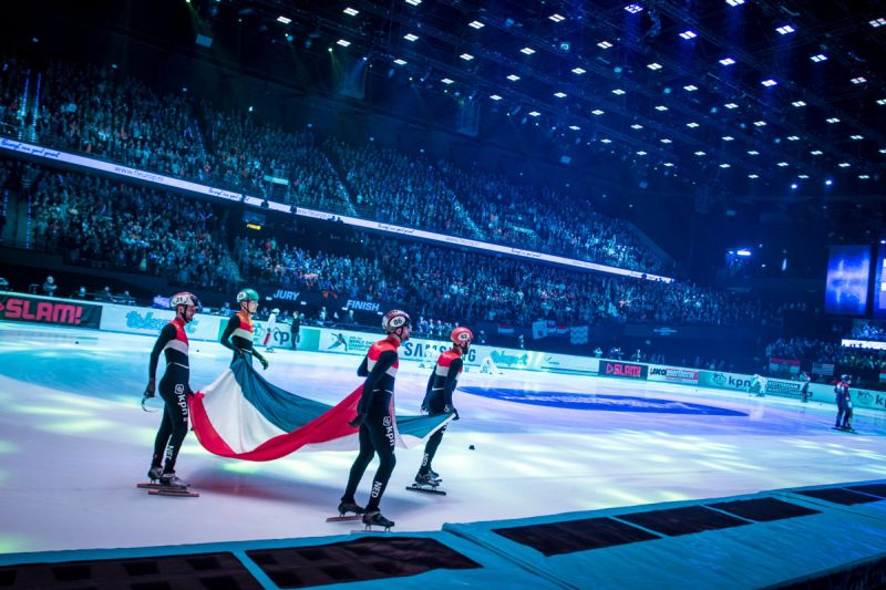 Nagenieten van de fantastische slotdag van het #KPNWKShorttrack doe je hier! 😀

👉 schaatsen.nl/liveblog-kpn-w…