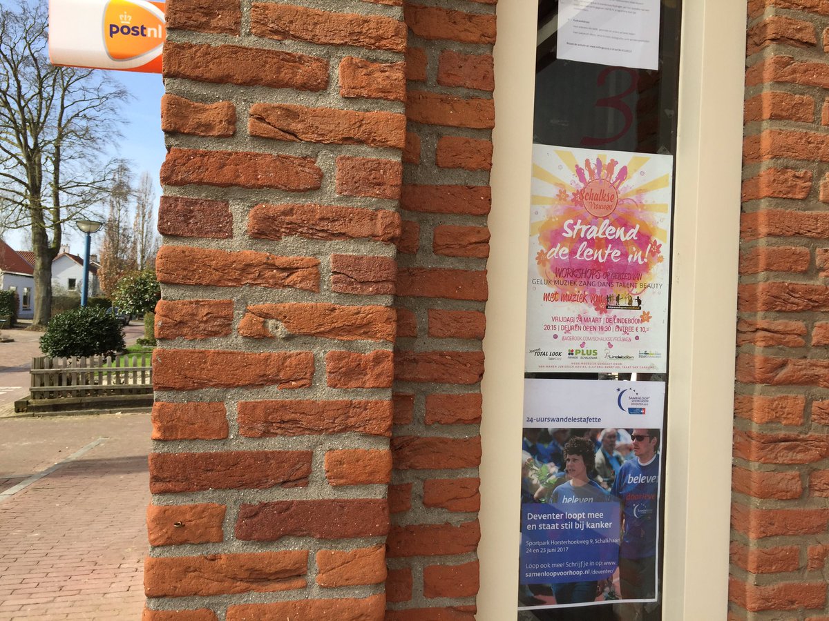 SamenloopD's tweet image. Zo Schalkhaar is beplakt met SamenLoop voor Hoop Deventer. Er hebben zich nu al 14 teams aangemeld. Op naar de 30 teams. #deventer #kanker