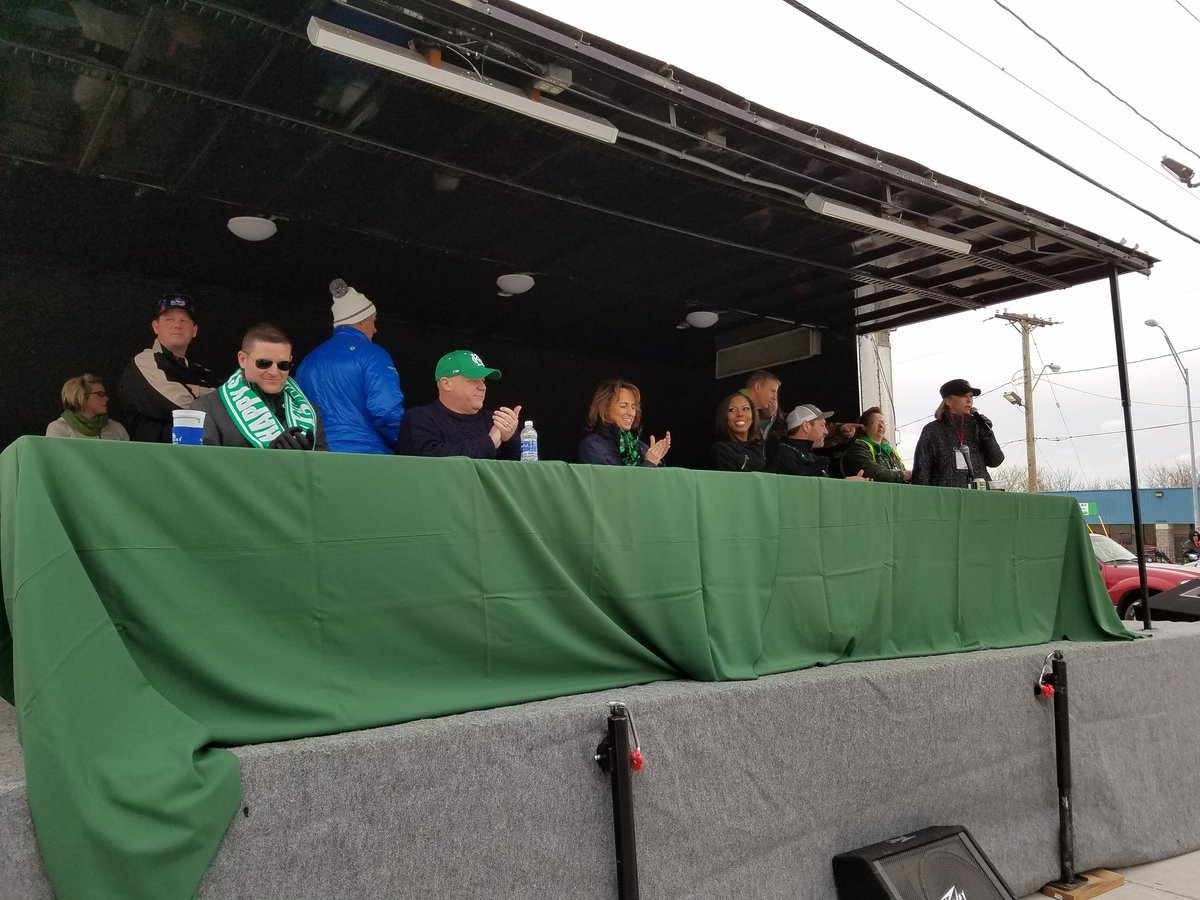 MartinCityMO's tweet photo. Judges are READY! Ryan Shreve- @FishtechGroup 
 @101theFoxKC @Dhomonique @KC_Mazda &amp; @GailHarleyChick #Irishpalooza https://t.co/D6jT8QQY3V