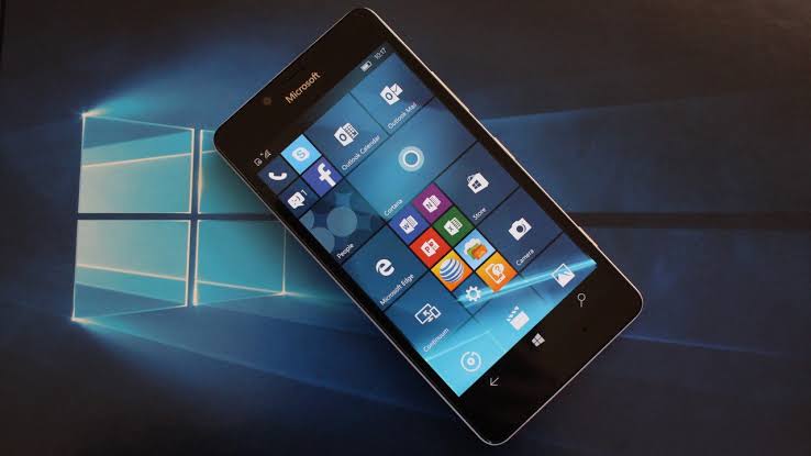 WindowsP10's tweet photo. قولنا ميزة مش قادر تستغنى عنها في نظام ويندوز فون و عيب ممكن تغير النظام علشانة ... غير التطبيقات طبعا#اسامة_البدري https://t.co/POrsRSk65v