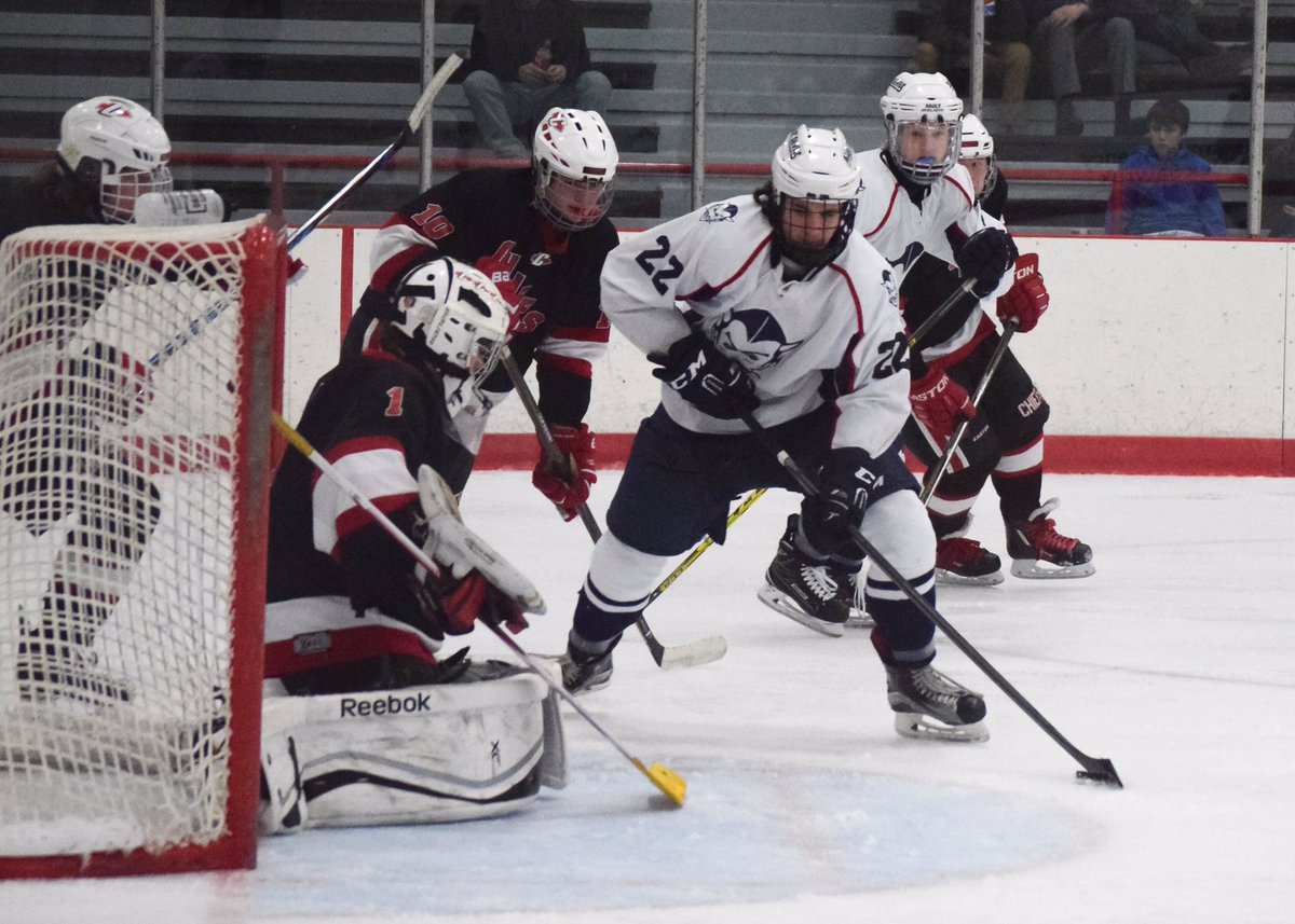 SaultHighHockey's tweet image. Congratulations to junior forward @_BobbyPrice for being named 1st Team All-State! #BDH
