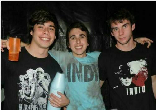 ElvaCarballo's tweet photo. #IndioEnOlavarria: buscan a tres jóvenes de #Alem Misiones "Si lo ven comunicar 375-4473689 por favor!! No saben nada!!" https://t.co/CahA1oBAWD