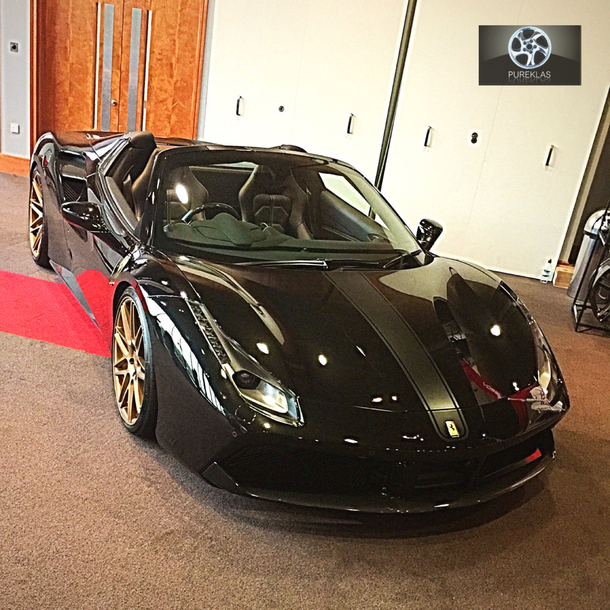 PureKlas's tweet image. Love this ,
Now I know what you lads were doing there #vossen #ferrari #ultimatedubs #vossenwheels #pureklas #mslperformance