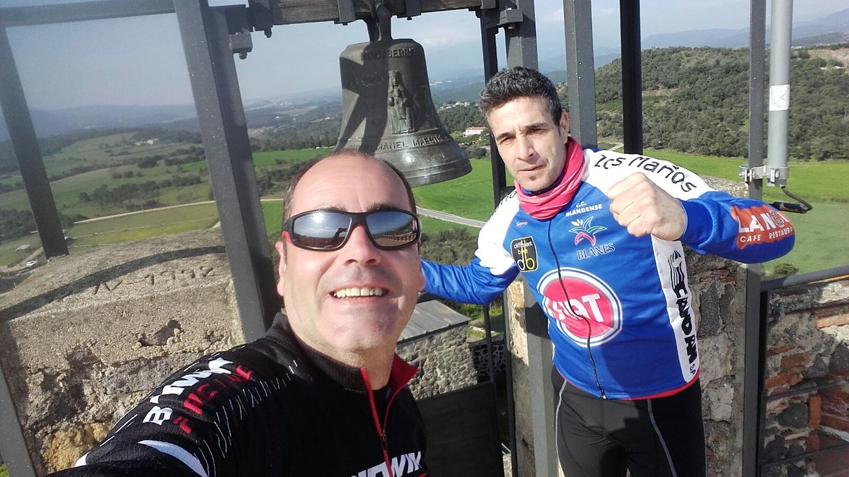 Manolo rey tweet media