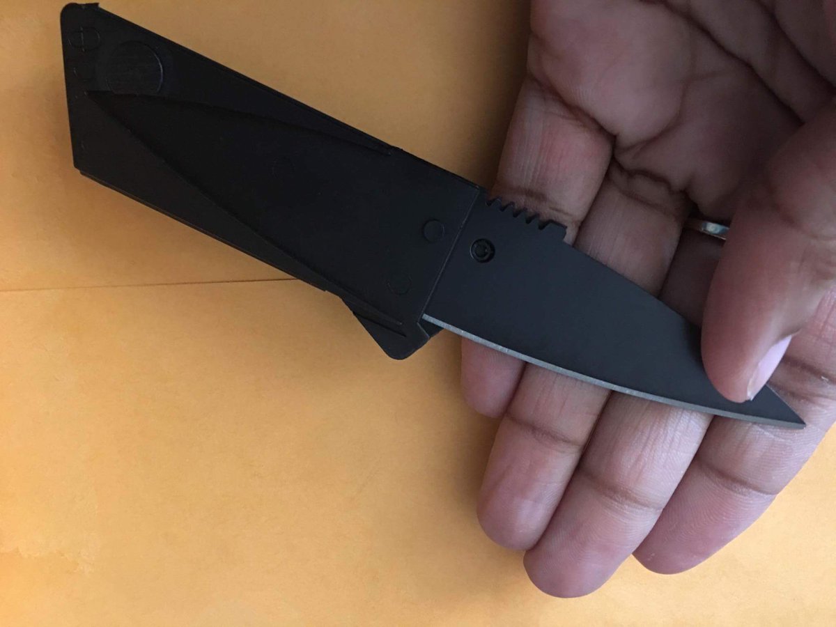 TheTrish86's tweet photo. Instablade Credit Card Knife.Get It Free! 
Just cover for the SHIPPING.

https://t.co/80HLRZUr7Y
#instablade #survivallife #appleseek https://t.co/ENb2cwuEYv
