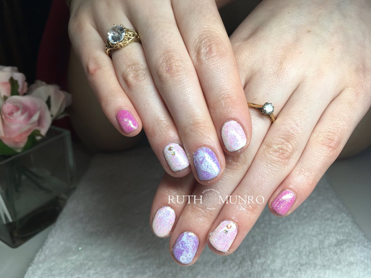 Favourite set of nails from this weekend! 🦄💫💖🌟#unicornnails #princessnails