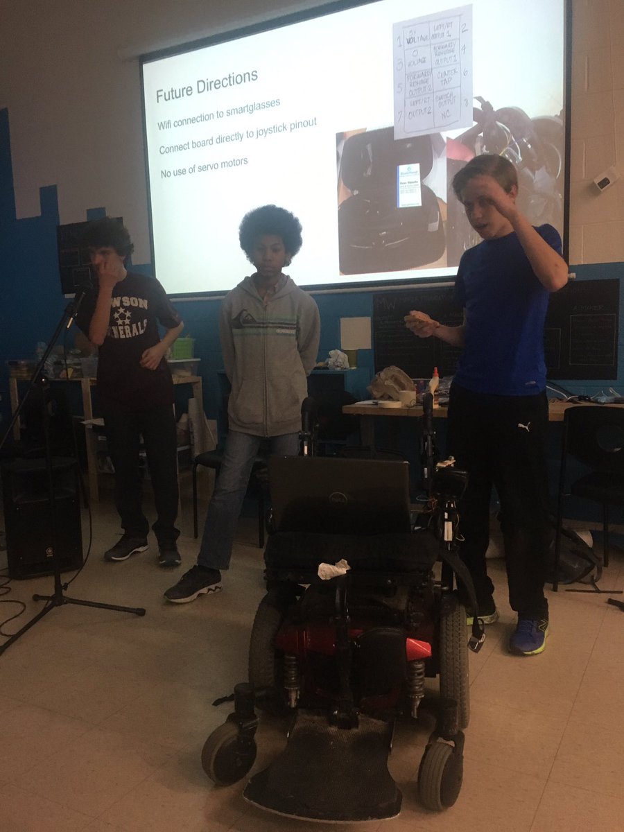 AbilitiesHack's tweet image. Inventors of all ages!! Good job guys #abilitieshack