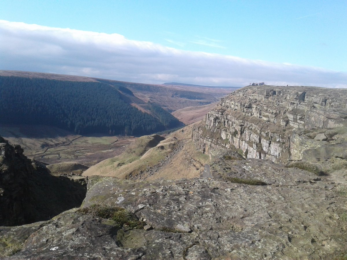 kennyken27's tweet photo. #alportcastles wonder... just the 9 miles... great #hangovercure
#dewent #peakdistrict #walk #derbyshire #trailmagazine #countrywalking https://t.co/kkoyIpoFhL