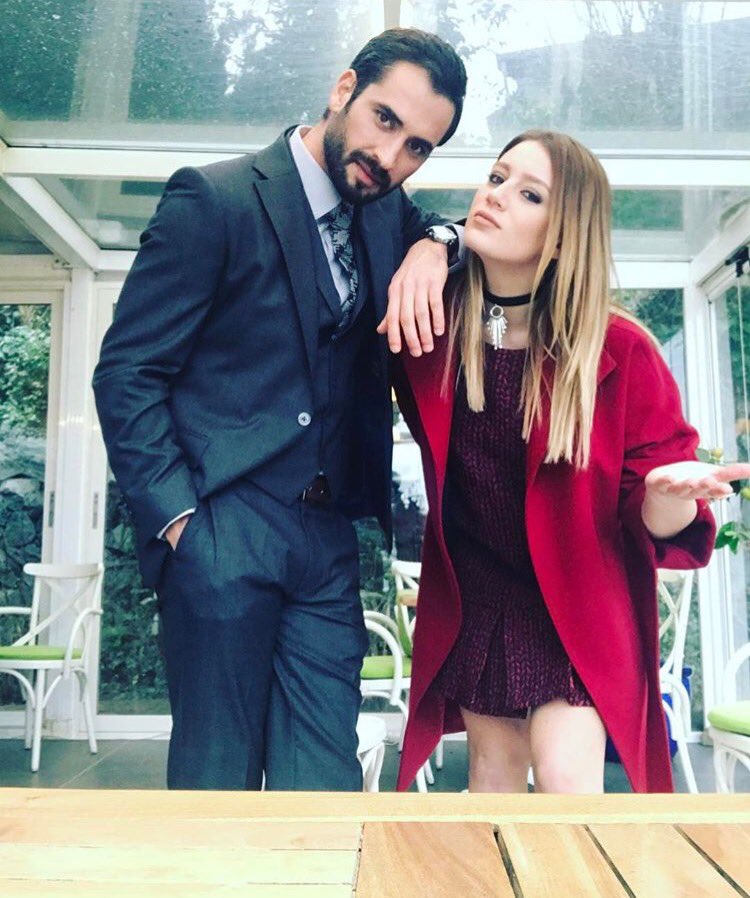 melisssbtch's tweet photo. Benim istek görmek istiyoruz!Biraz zaman ver vederecelendirme harikadır #Bizdahafazlbölümistiyorum
#içimdekifirtina #içimdekifirtinabitmesin https://t.co/7QUWsKSVqf